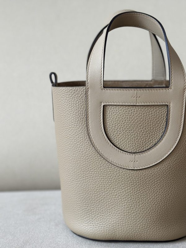 Hermes In-The-Loop 18 Swift Beige Marfa (8Q) Palladium Hardware - Image 4
