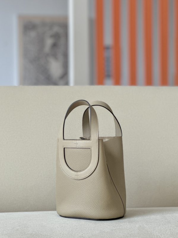 Hermes In-The-Loop 18 Swift Beige Marfa (8Q) Palladium Hardware - Image 3