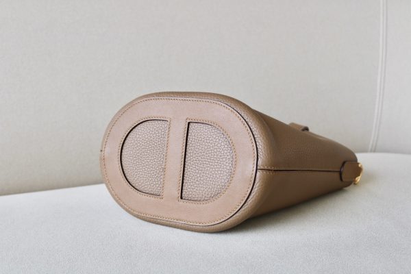 Hermes In-The-Loop 18 Swift Alezan (3G) Gold Hardware - Image 8