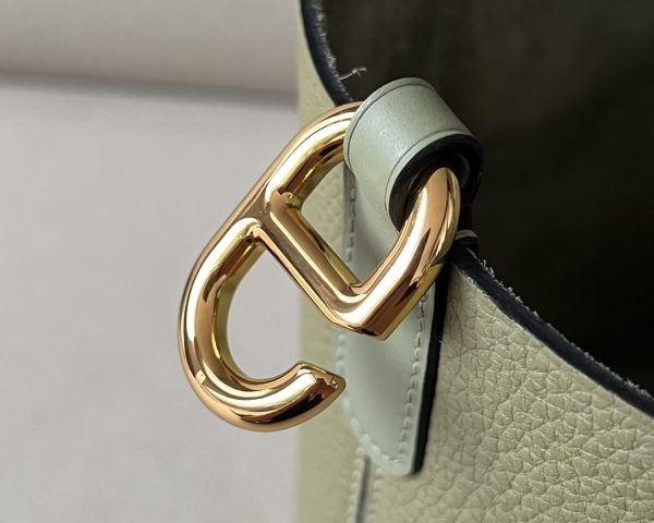 Hermes In-The-Loop 18 Swift Rose Confetti (1Q) Gold Hardware - Image 4