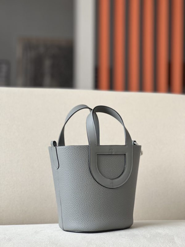 Hermes In-The-Loop 18 Swift Gris Meyer (0L) Palladium Hardware - Image 2