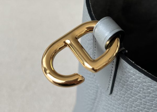 Hermes In-The-Loop 18 Swift Gris Meyer (0L) Gold Hardware - Image 9