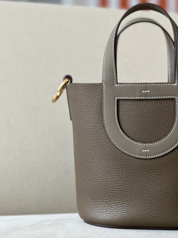 Hermes In-The-Loop 18 Swift Etoupe (18) Gold Hardware - Image 4