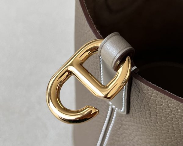 Hermes In-The-Loop 18 Swift Etoupe (18) Gold Hardware - Image 10