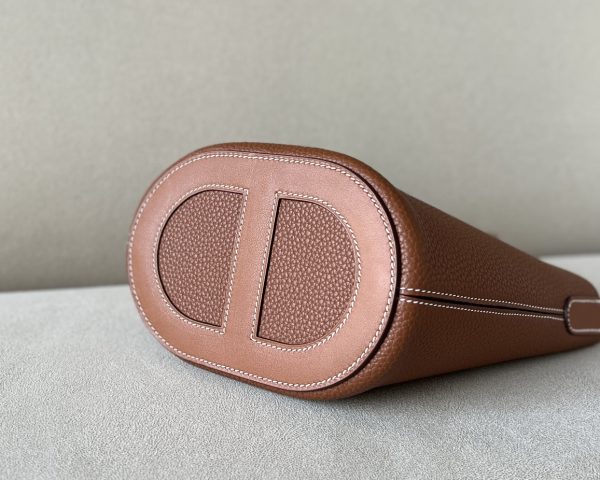 Hermes In-The-Loop 18 Swift Gold (37) Palladium Hardware - Image 9