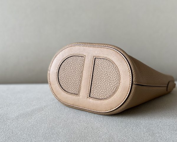 Hermes In-The-Loop 18 Swift Chai (0M) Gold Hardware - Image 9