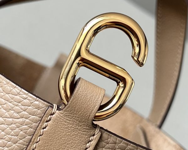 Hermes In-The-Loop 18 Swift Chai (0M) Gold Hardware - Image 8