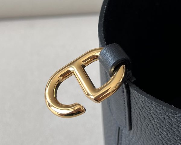 Hermes In-The-Loop 18 Swift Nior (89) Gold Hardware - Image 9