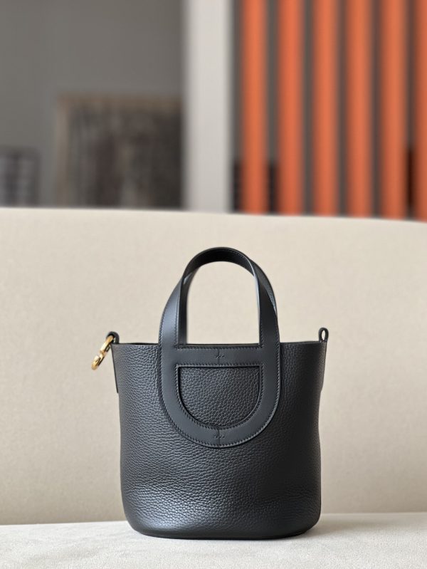 Hermes In-The-Loop 18 Swift Nior (89) Gold Hardware