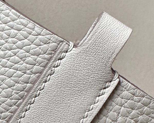 Hermes In-The-Loop 18 Swift Beton (8L) Gold Hardware - Image 10