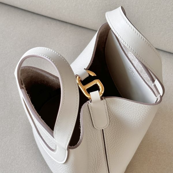 Hermes In-The-Loop 18 Swift Beton (8L) Gold Hardware - Image 4
