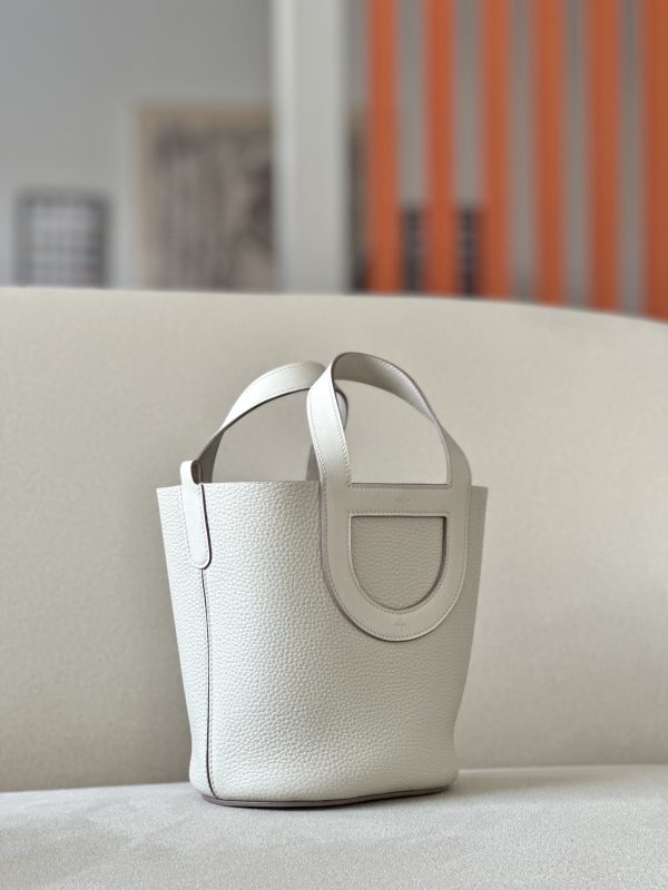 Hermes In-The-Loop 18 Swift Beton (8L) Gold Hardware - Image 2