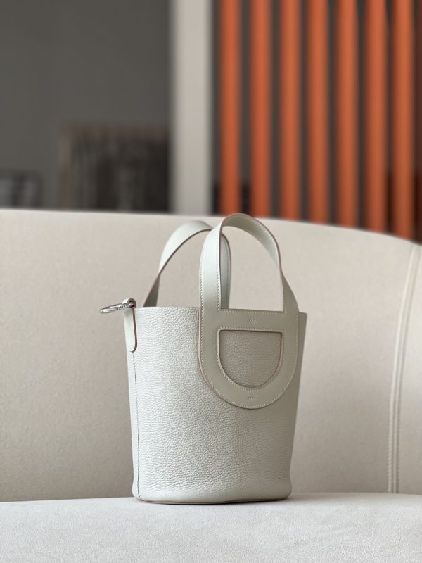 Hermes In-The-Loop 18 Swift Beton (8L) Palladium Hardware - Image 2