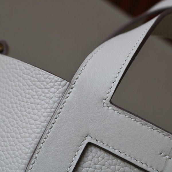 Hermes In-The-Loop 18 Swift Craie (10) Gold Hardware - Image 2