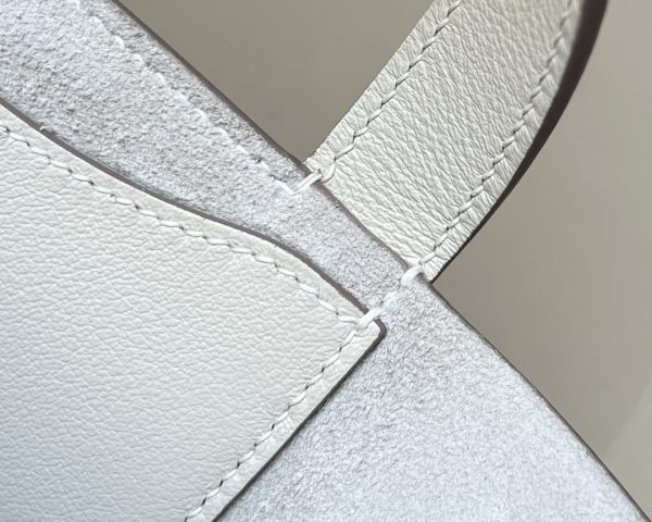 Hermes In-The-Loop 18 Swift Craie (10) Palladium Hardware - Image 6