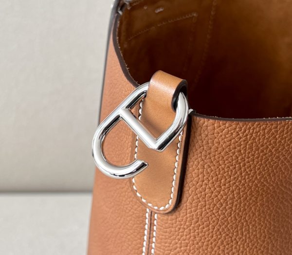 Hermes In-The-Loop 18 Faubourg Gold (37) Gold Hardware - Image 8