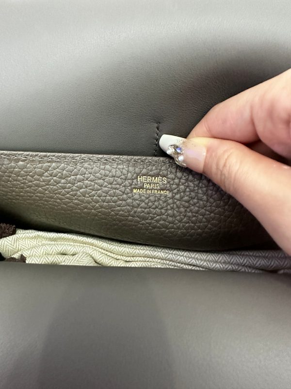 Hermes Halzan 25 Clemence Etain (8F) Gold Hardware - Image 4