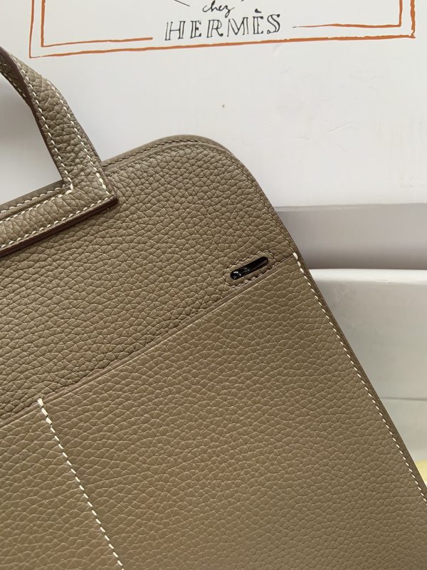 Hermes Halzan 25 Clemence Etoupe (18) Palladium Hardware - Image 8