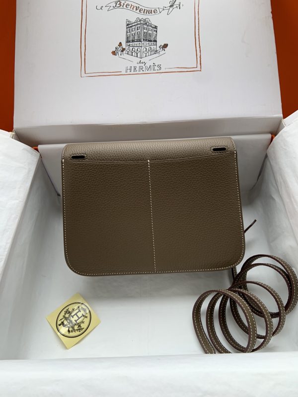 Hermes Halzan 25 Clemence Etoupe (18) Gold Hardware - Image 3