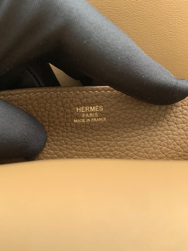 Hermes Halzan HSS 25 Clemence Alezan (3G)  And Sesame(2S)Gold Hardware - Image 6